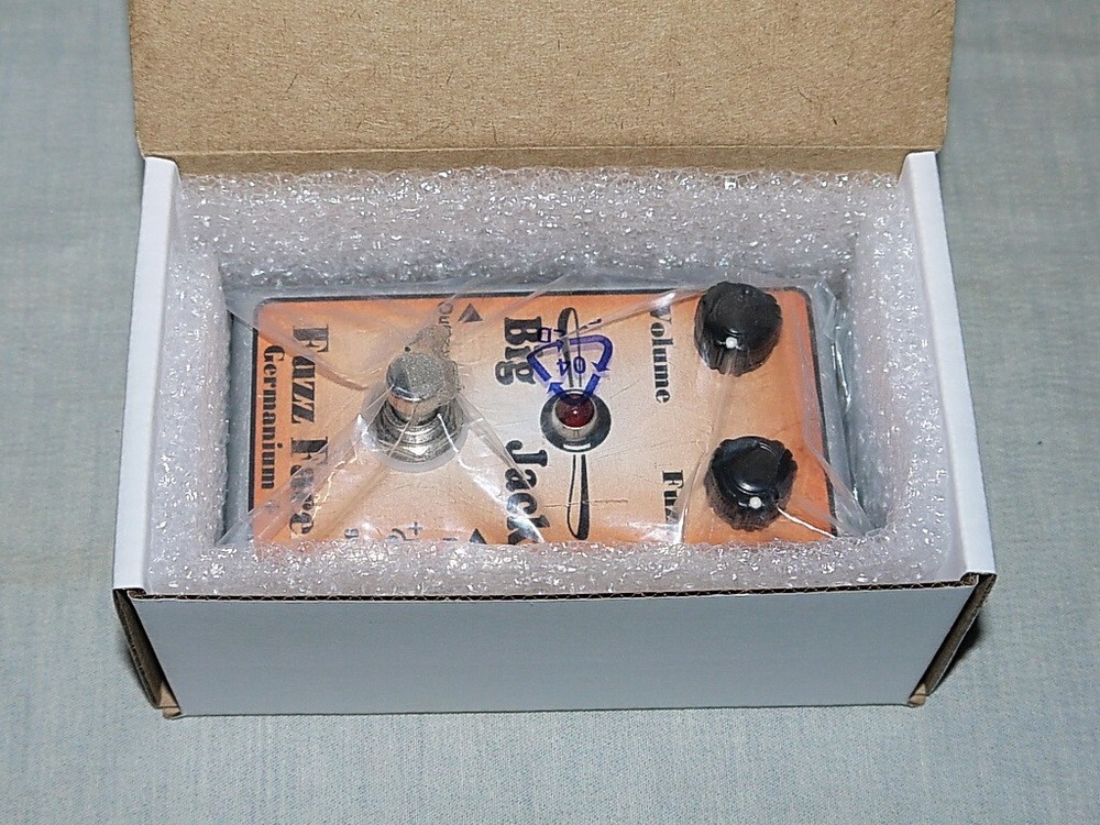 Fuzz Face Guitar Effects Pedal Germanium Clone Modified Handmade negative GND
