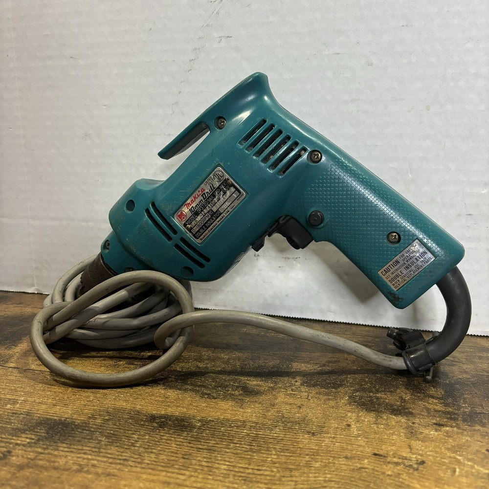 Makita 10mm Drill Model DP3720 Variable Speed Reverse Made In Japan