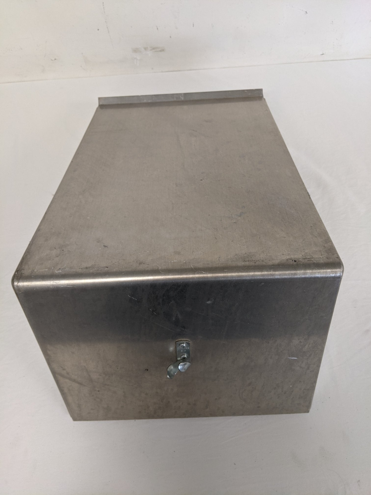 Used Freightliner Plain No Tread SSR 3 Battery Box Cover - P/N A06-61816-002