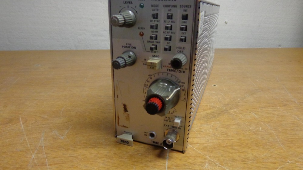 Tektronix 7b10 Timebase Plug In Module