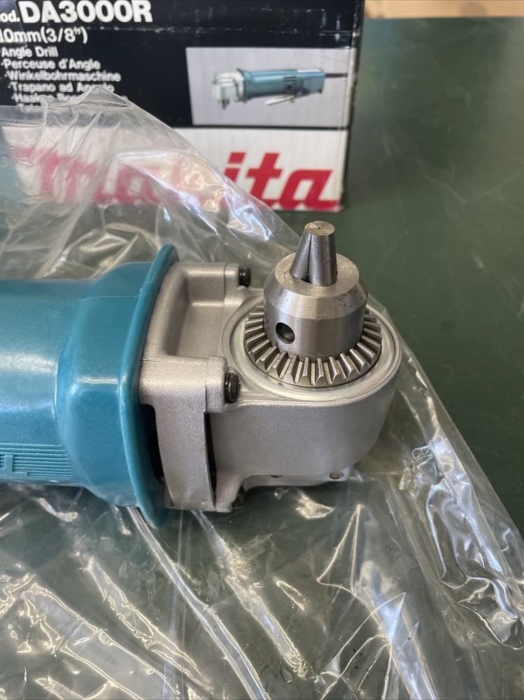 VINTAGE Makita DA3000R 3/8" Variable Speed Right Angle Drill Nice USA