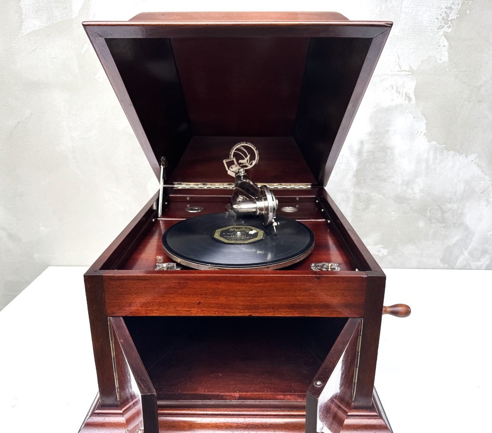 French Phonograph Gramophone Mahogany Tabletop 1920s