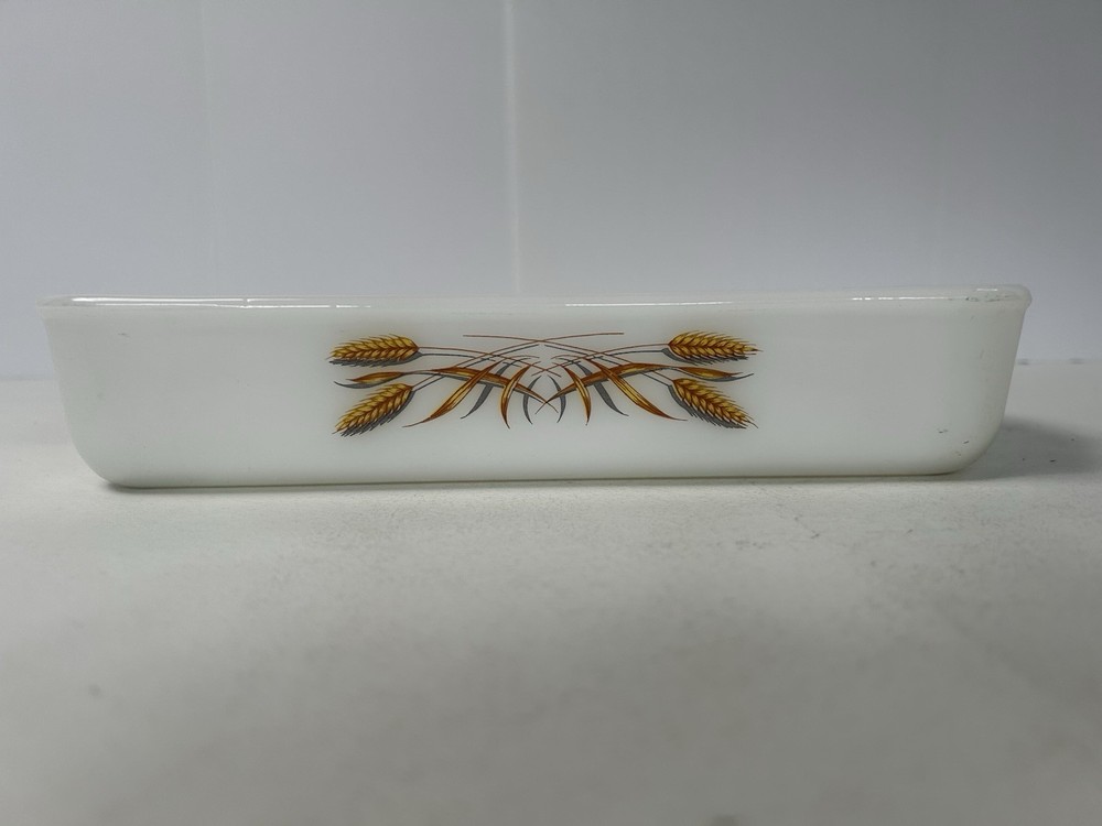 Vintage Fire King Golden Wheat 1 1/2 Quart Rectangular Casserole Dish