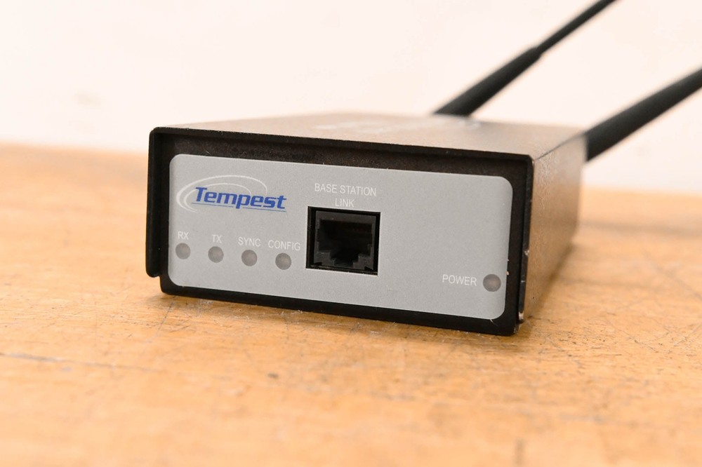 Clear-Com Tempest 2400 CCT-RT 2.4GHz Remote Wireless Transceiver Base CG01DQ8