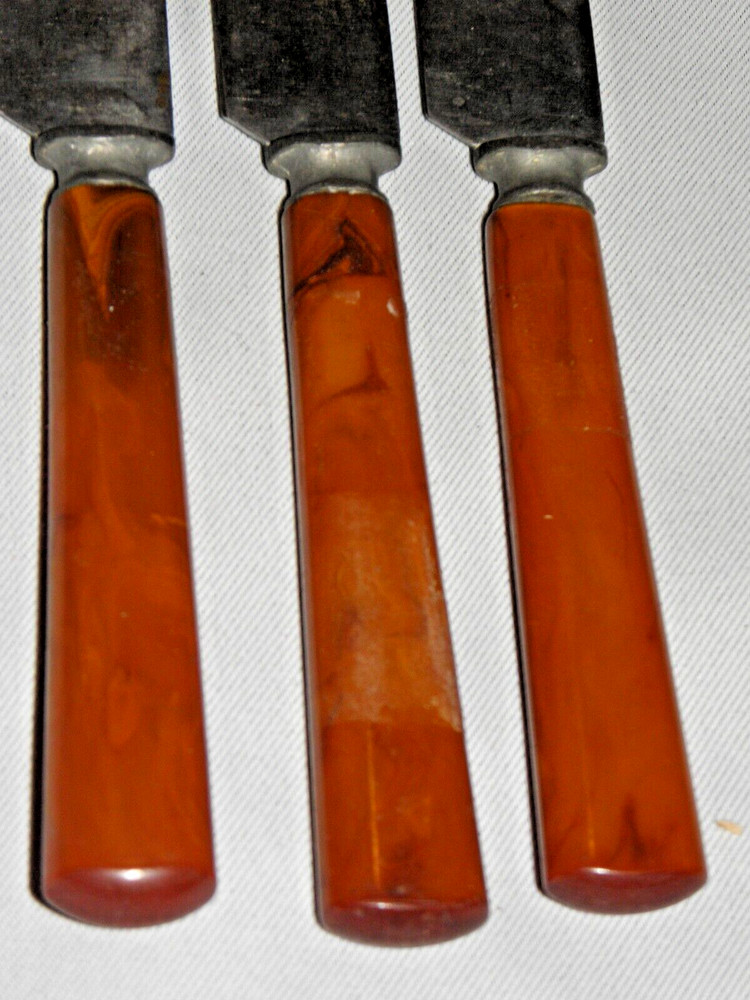 3 Vintage BAKELITE Red Knives