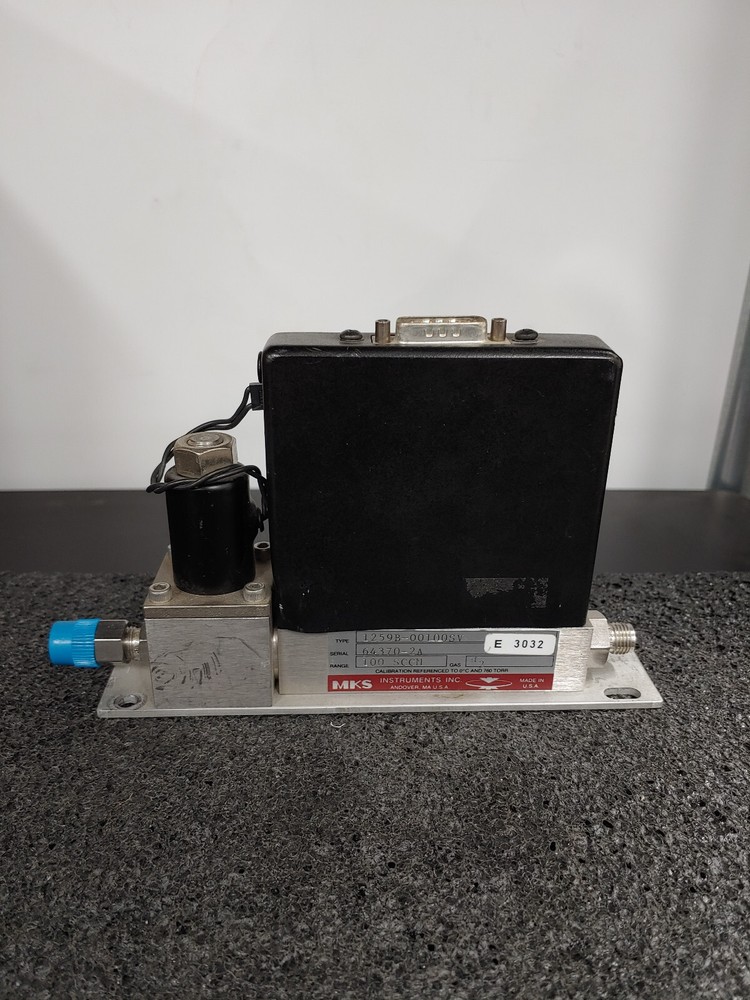 MKS Instruments 1259B-00100SV 100 SCCM N2 Gas Mass Flow Controller