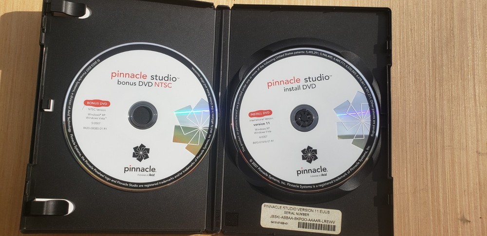 Pinnacle Studio Version 11 Windows PC Complete w/ Key