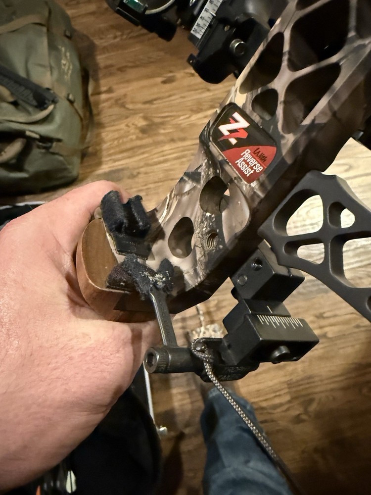 Mathews Solo Cam Compound Bow- Archery