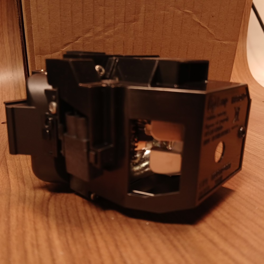IET Genuine OEM Replacement Lamp for Epson VS340 Projector Osram Bulb Open Box