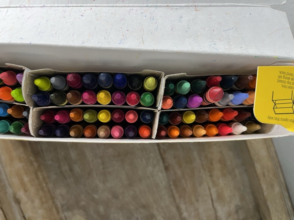 Crayola Crayons 96 Count Built In Sharpener
