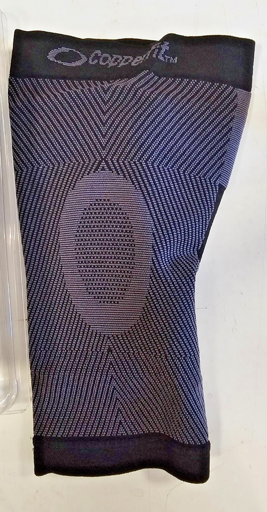 Copper Fit Compression Elbow Sleeve - Medium - New - Advanced Support Technology