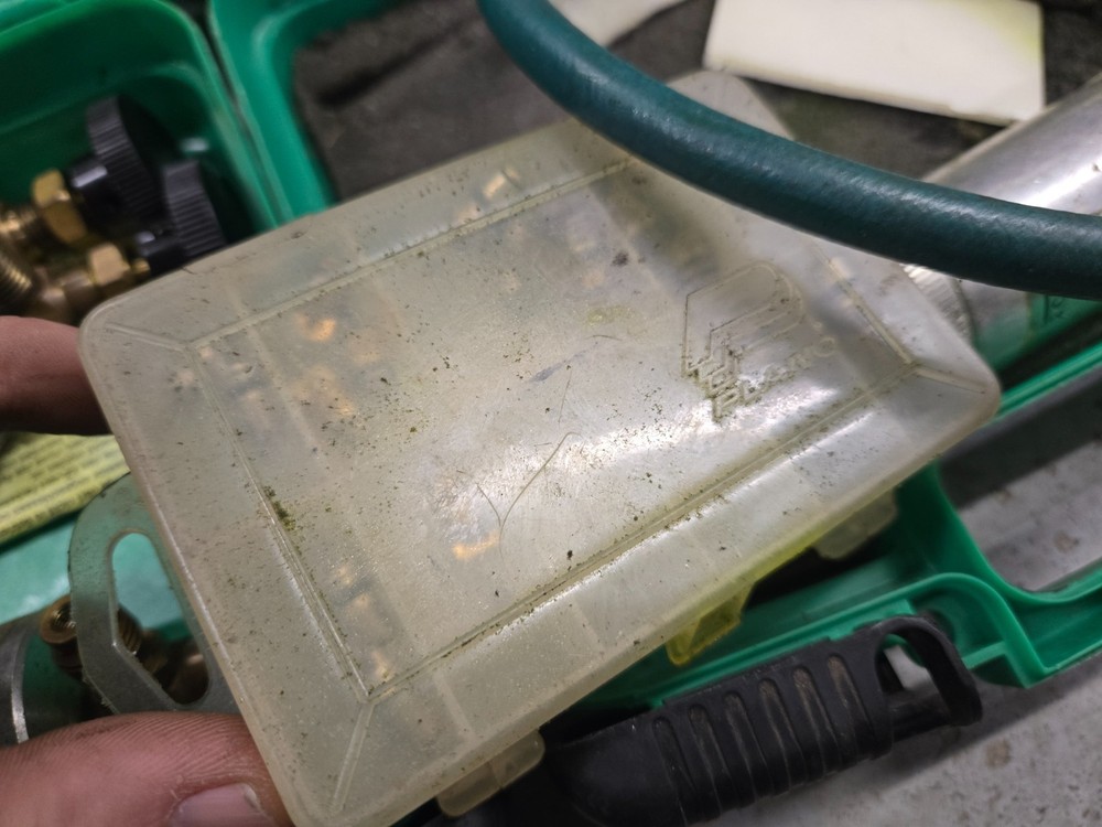 USED TRACERLINE??? LEAK DETECTION KIT TOOLS ???