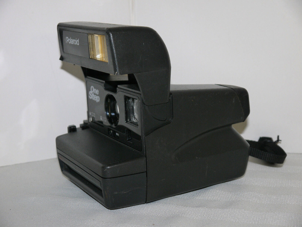Polaroid One Step 600 Instant Camera with Manual & Case Flash Tested