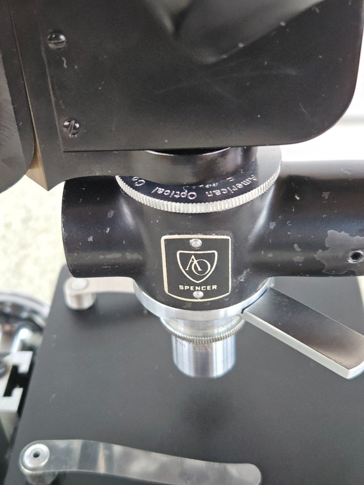 AO/Spencer Machinist-Knife Maker's-Surface Inspection Microscope Model 50M