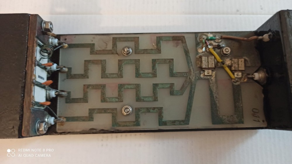 META module to divide 150 watts and drive 4 x 4 LB FM Broadcast Power Amplifiers