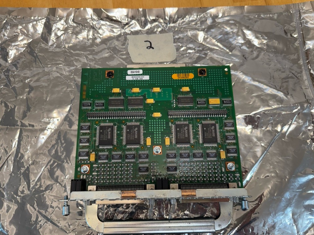 ONE CISCO ASYNC-32A 32-PORT Asynchronous Network Module Guaranteed 30 days