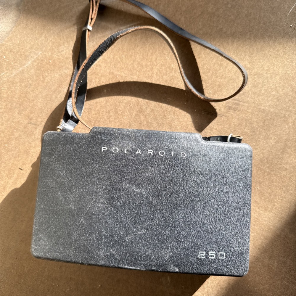 Polaroid Automatic 250 Land Camera (Folding Bellows Camera)