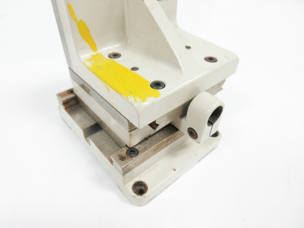 LINE TOOL CO XYZ STAGE THREE AXIS UNIT - RUST