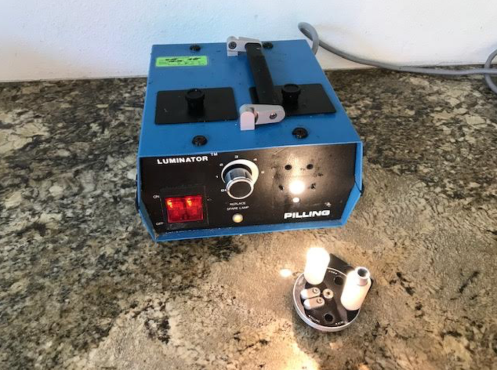 Pilling 52-1211 Illuminator Fiber Optic Light Source 120V 1.7A
