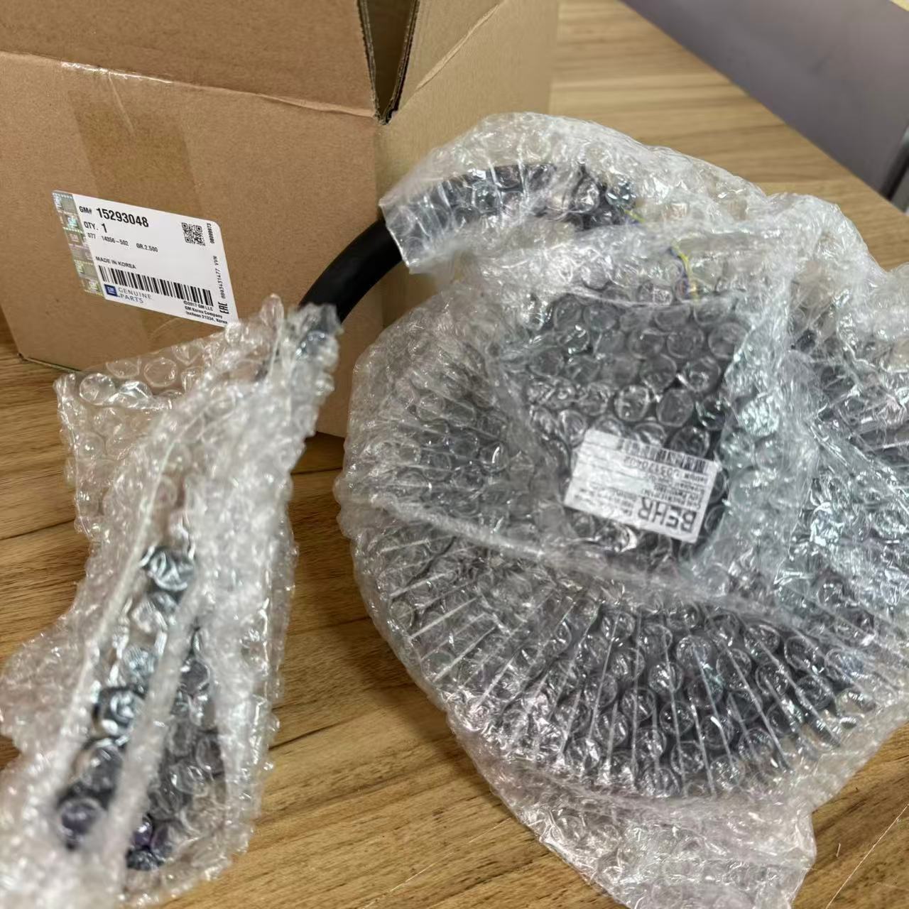 New Genuine Fan Clutch for 02-09 Trailblazer Buick Rainier GMC Envoy 4.2L 5.3L