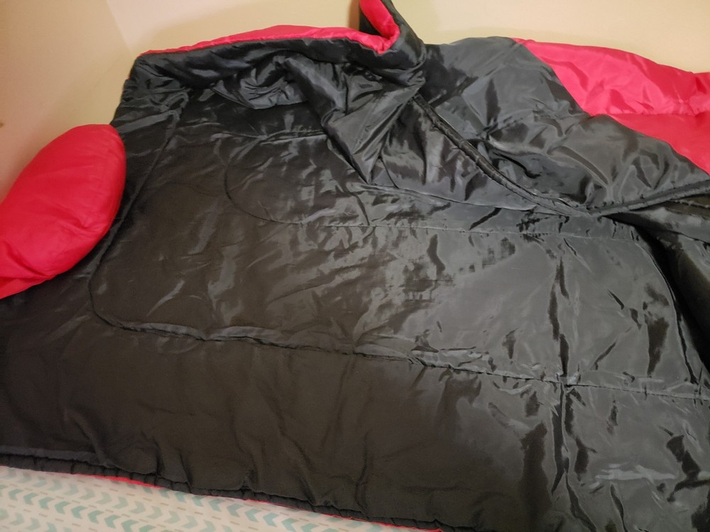 Ozark Trail Warm Foot Sleeping Bag Pattern 2