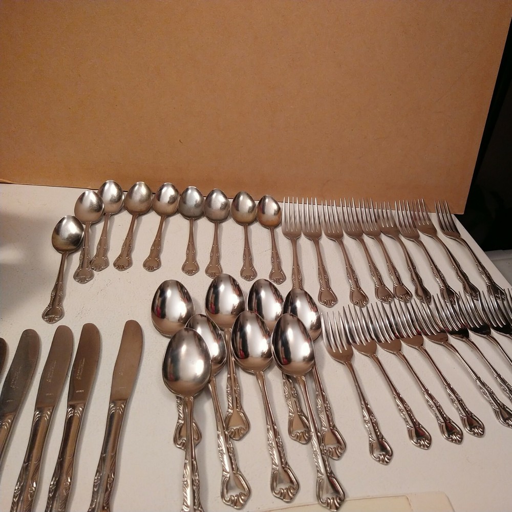 Gensico 42 pc Set Modern Classic Flatware Stainless Japan