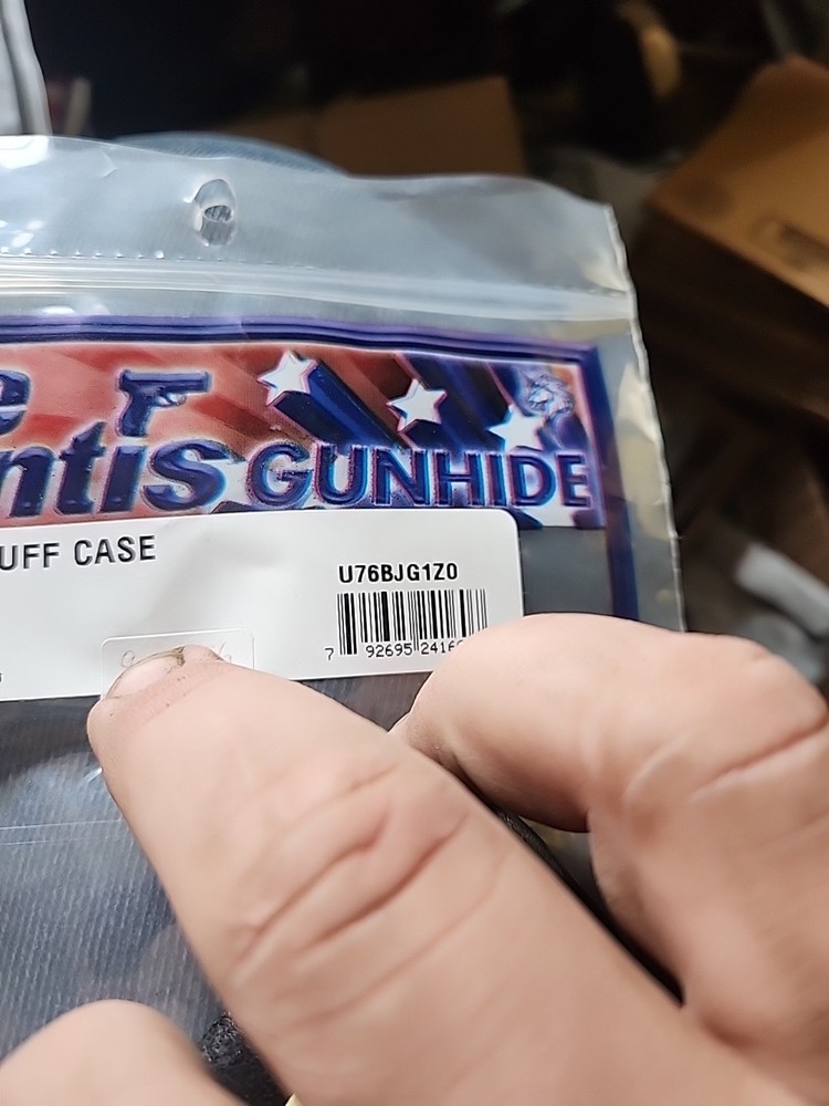 DeSantis Duty Handcuff Case S&W 100