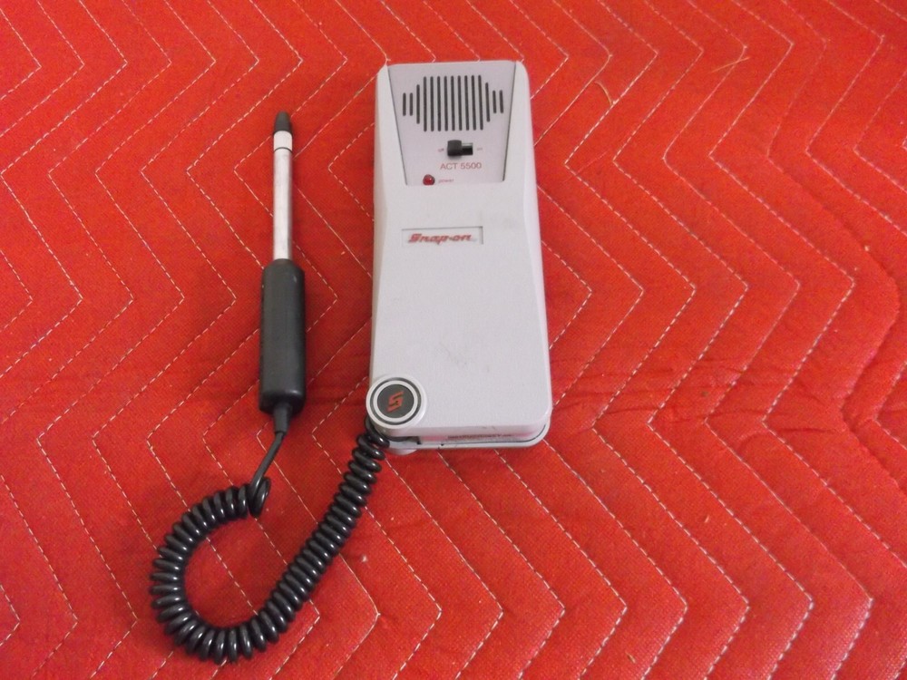 SNAP ON ACT-5500 REFRIGERANT LEAK DETECTOR WORKING