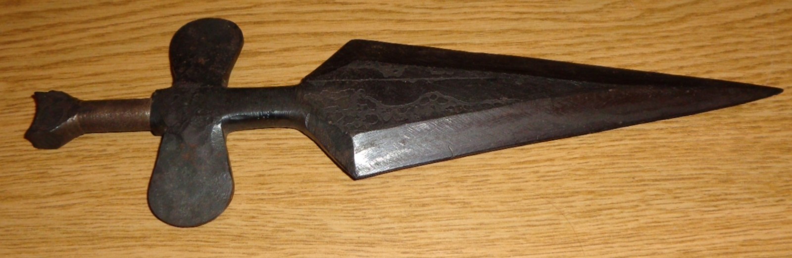 Functional Medieval Hand Made & Forged Blackened Iron Spear Head Unique Decor