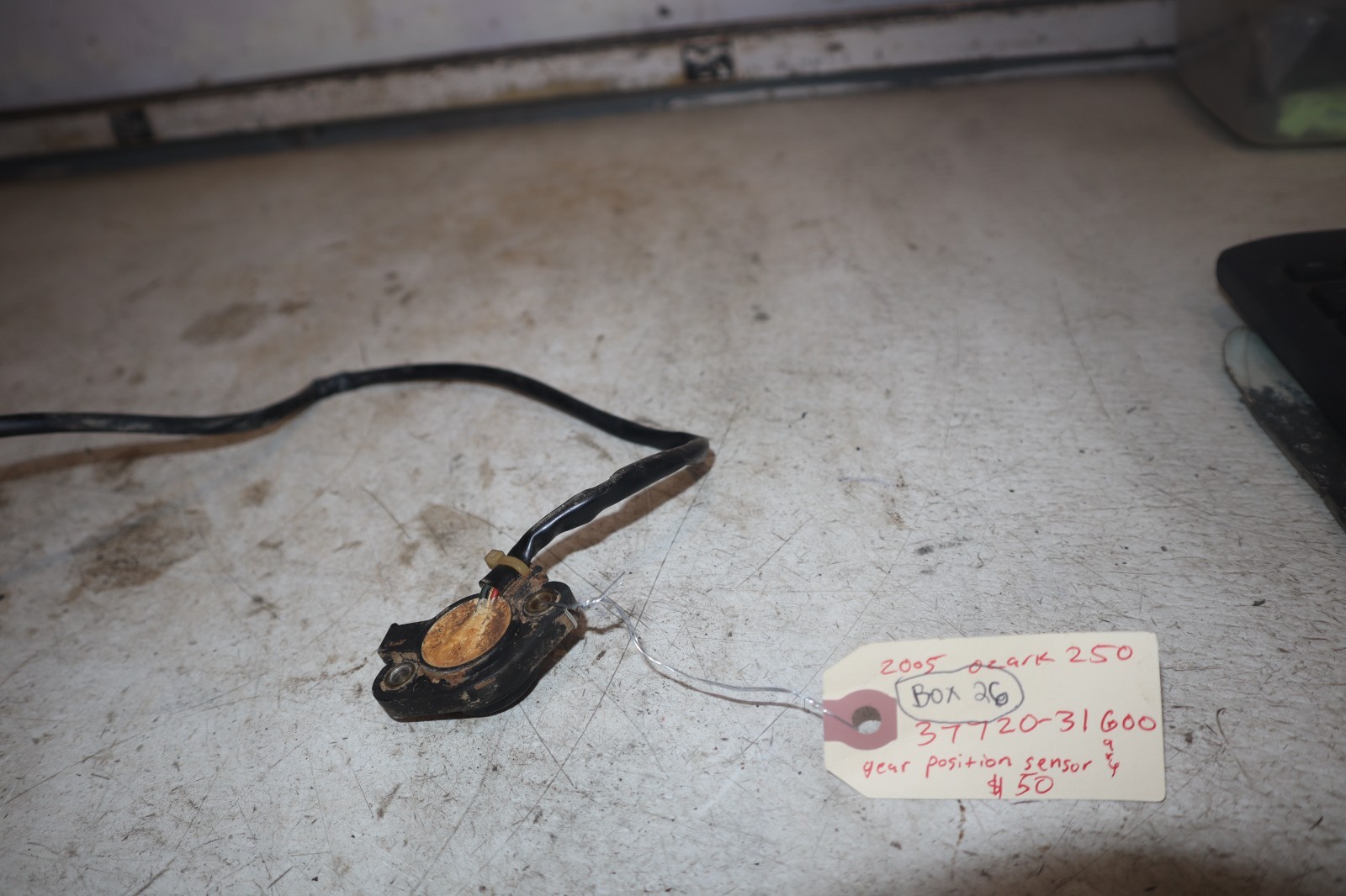 02-14 Suzuki Ozark 250 Shift Sensor Neutral Safety Switch 37720-05G00