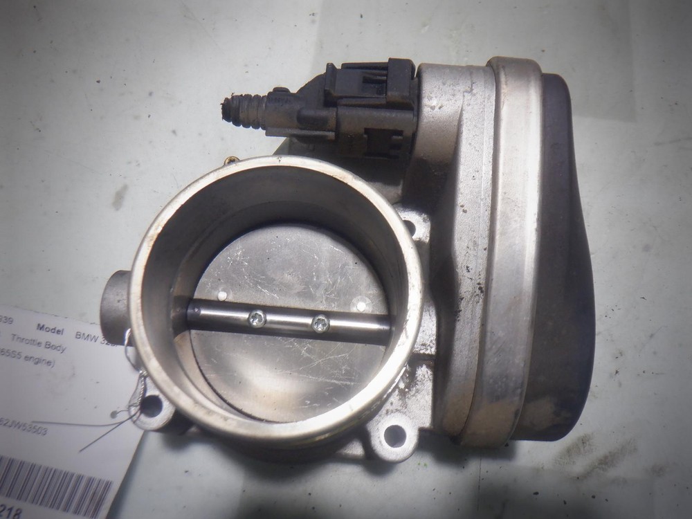 02 BMW 325i Throttle Body
