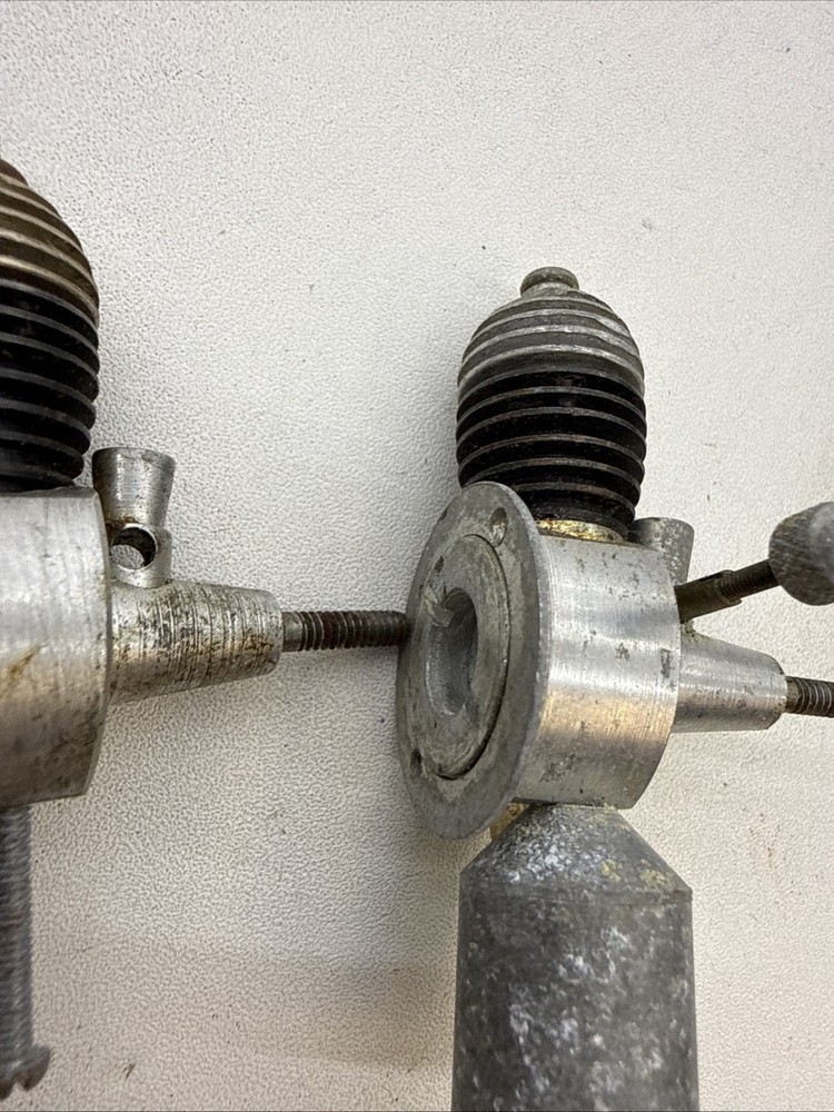 (2) Vintage K&B Infant .020 Model Airplane Engine M1