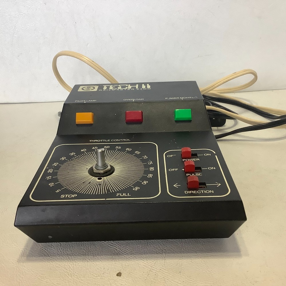Tech II 2 Railmaster 2400 Railroad Model Control Please Read