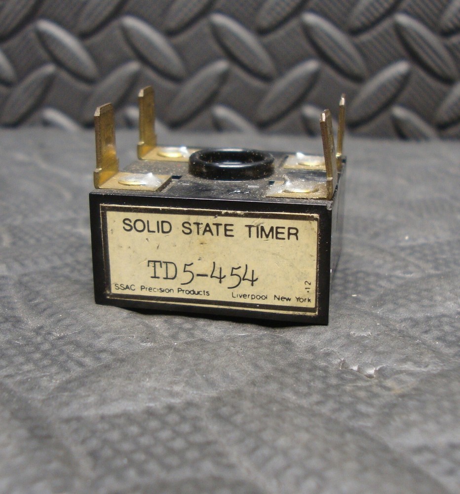 Pecsion Products SSAC TD5-454 Solid State Timer  Used