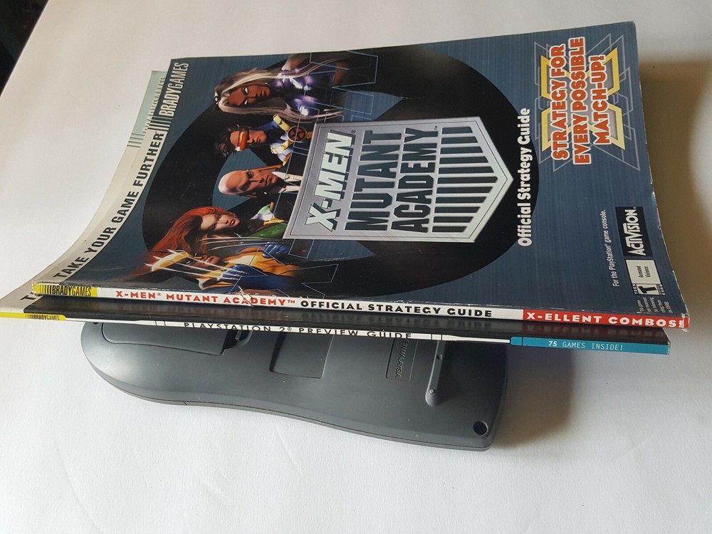 X-Men Mutant Academy BradyGames Strategy Guide PS2 Plus PS2 Preview Games Guide