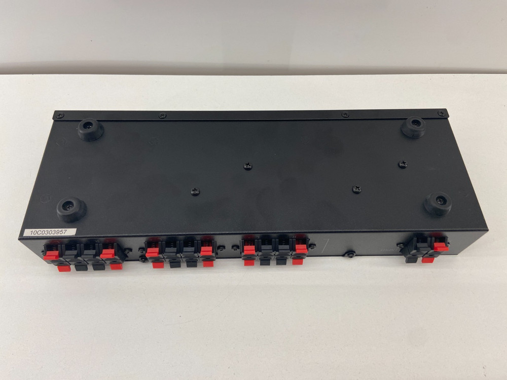 Rocketfish RF-SSVC6 6-Pair Stereo Speaker Selector, great condition! ~ Works!