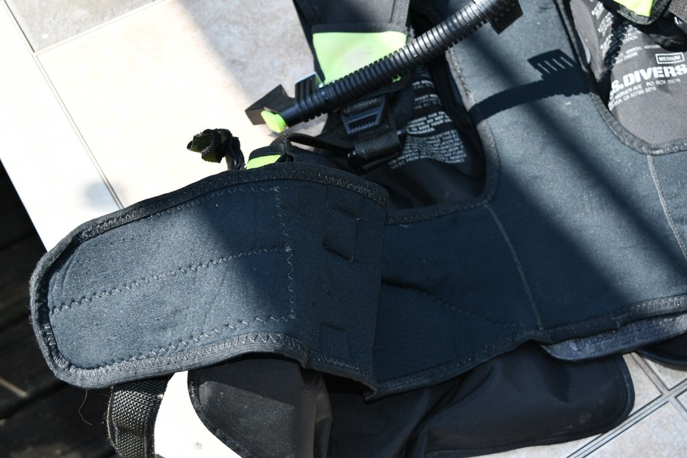 US Divers cousteau BCD Black Scuba Diving Jacket Size MEDIUM 516c3