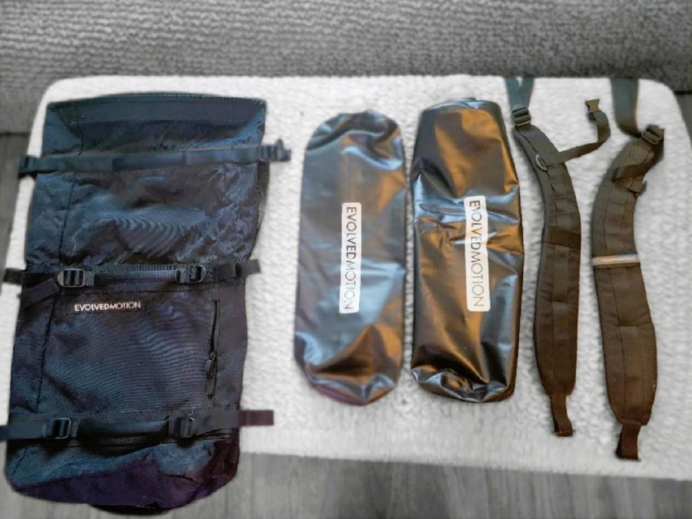 Evolved Motion - EmPack OG Backpack 30 Liter - Black - Includes 2 Reserviors