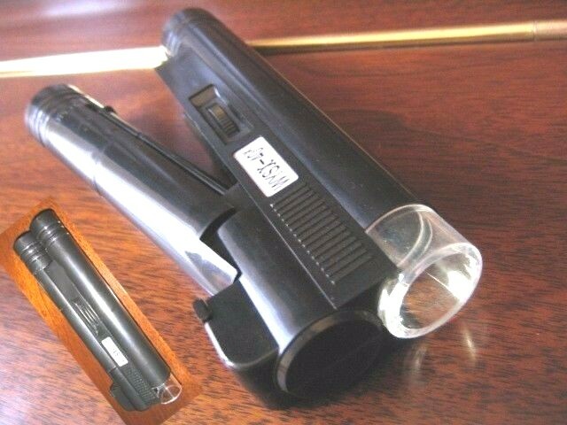 Professional 40 x Mag Illuminated Portable microscope