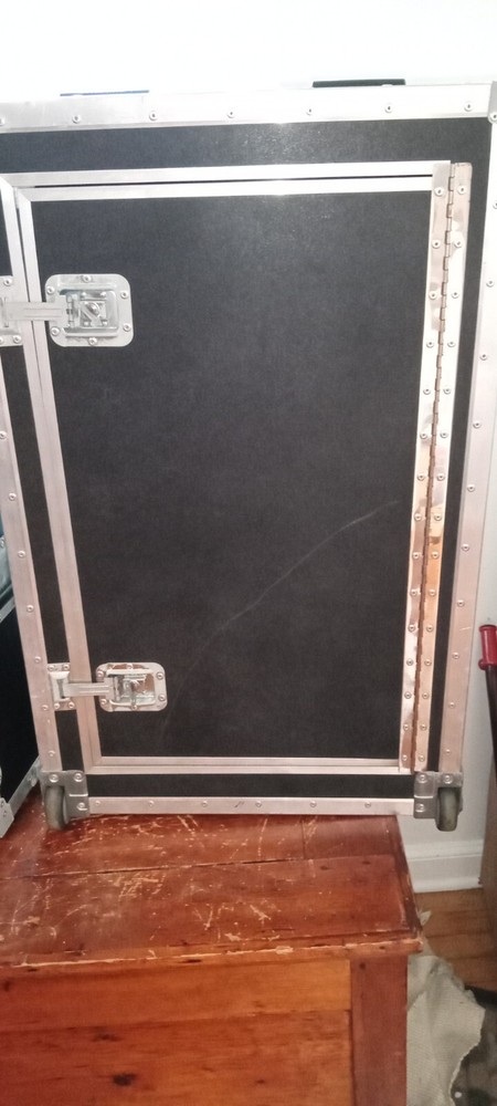 Combo Road Cases With Many Doors And Options.