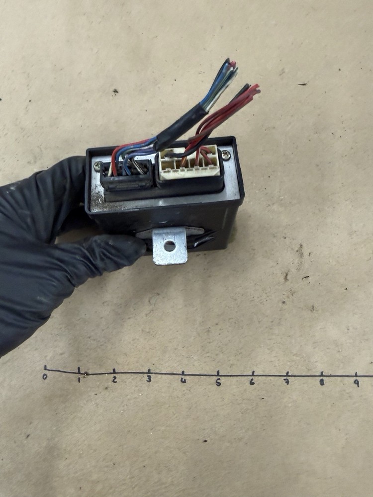 GMC W4500 Light Control Module - Used | P/N 8972254550