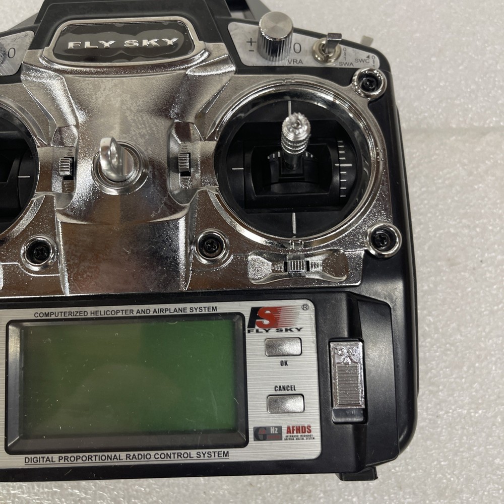 FlySky FS-T6 RC Transmitter – Powers On