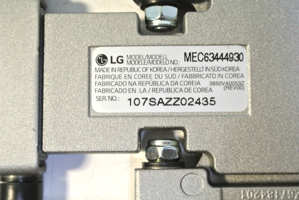 LG Wall Mount Bracket MEC63444930 for 77″ OLED77G /OLED77Z READ MISSING ITEMS