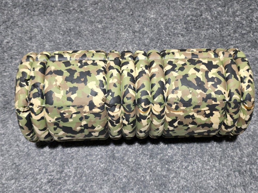 Trigger point Performance 13" Solid Core Foam Roller Green Camo Flaws