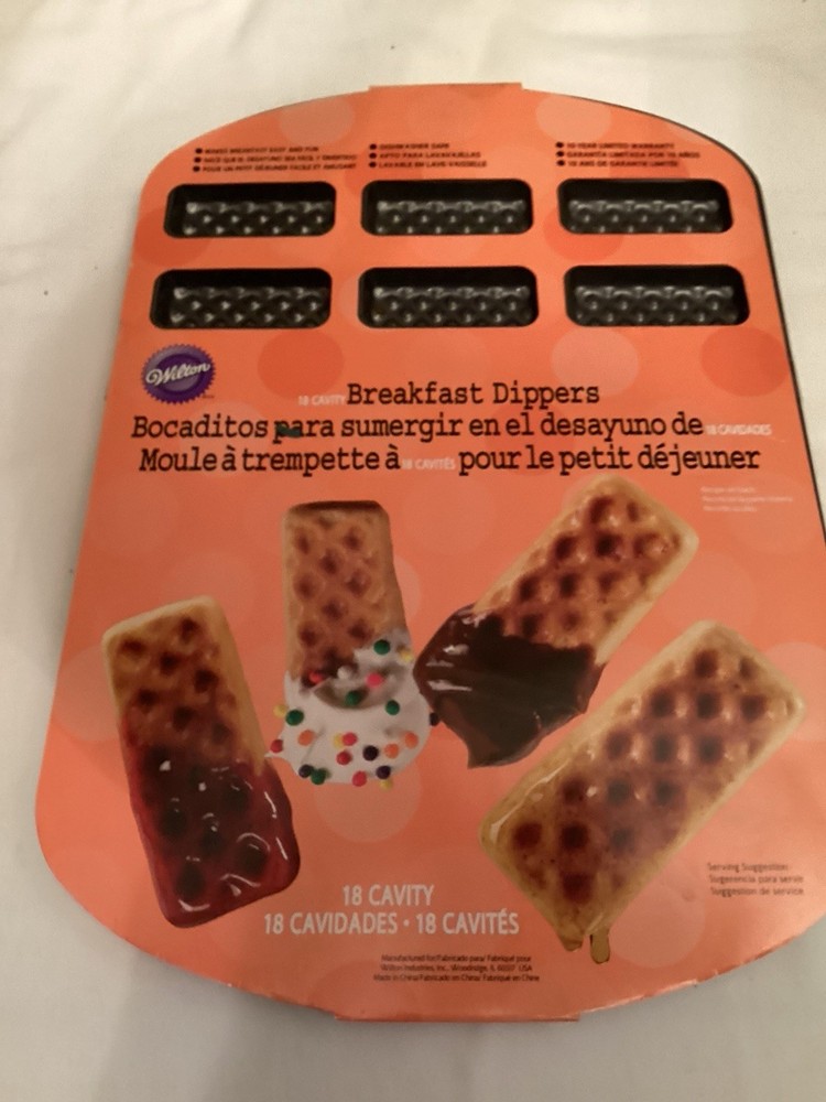 wilton breakfast dippers baking pan