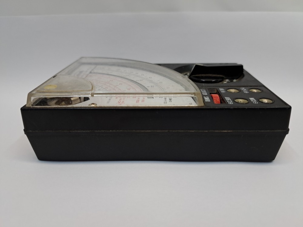 Calrad 65-272 Voltage Meter Untested No Leads