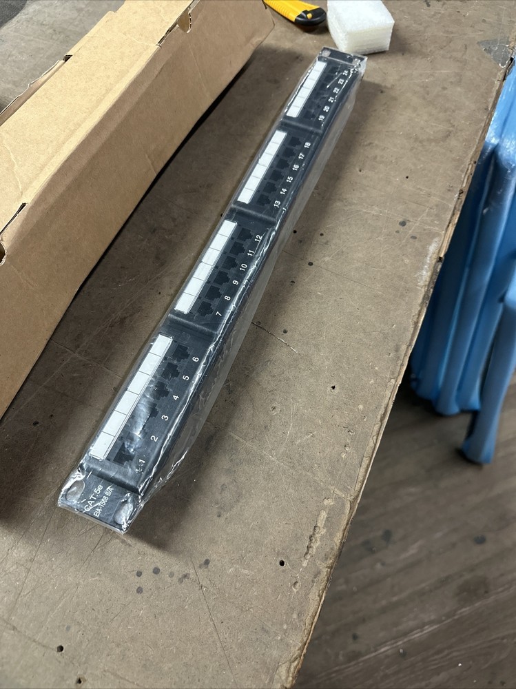 CommScope 24 Port Patch Panel CAT5 EIA-T568B Modular JackPair cc0031534 Uniprise