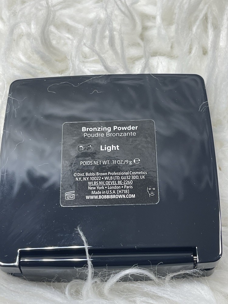 Bobbi Brown Bronzing Powder - # Light 9g
