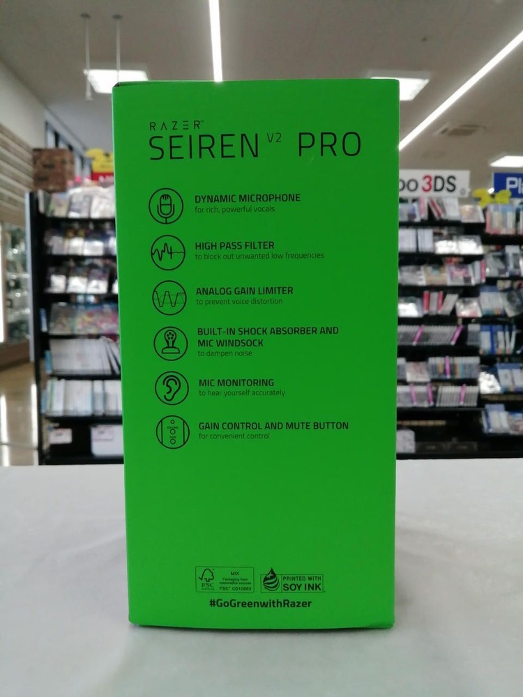 RAZER Microphone SEIREN V2 PRO Used