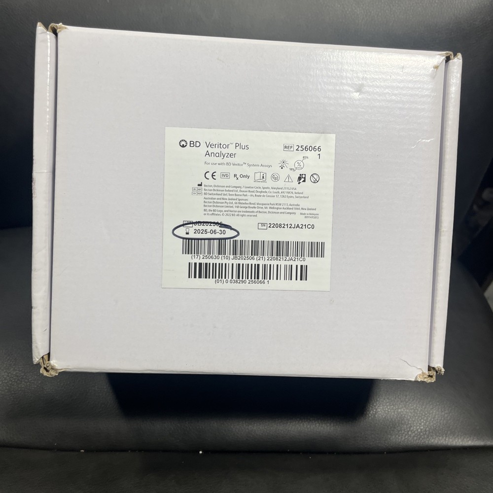 BD Plus Analyzer 256066